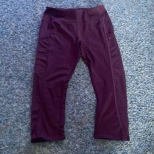 capri leggings w/ pockets